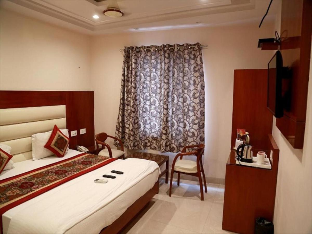 نيودلهي Hotel Aerotech Near Igi Airport المظهر الخارجي الصورة